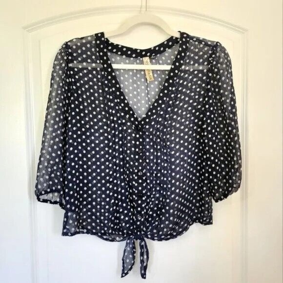 Eyeshadow Junior's Polka Dot Sheer V-Neck Half Sleeve Button-Down Blouse Medium - Picture 1 of 10